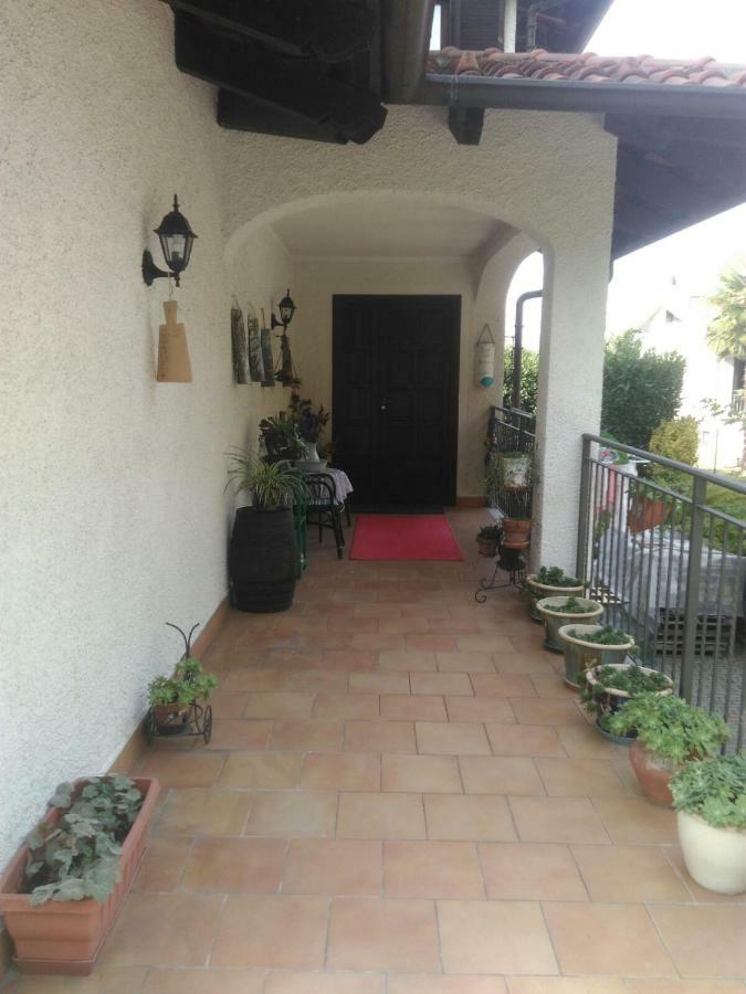 Bed and Breakfast Il Laghetto Torre Canavese Екстер'єр фото